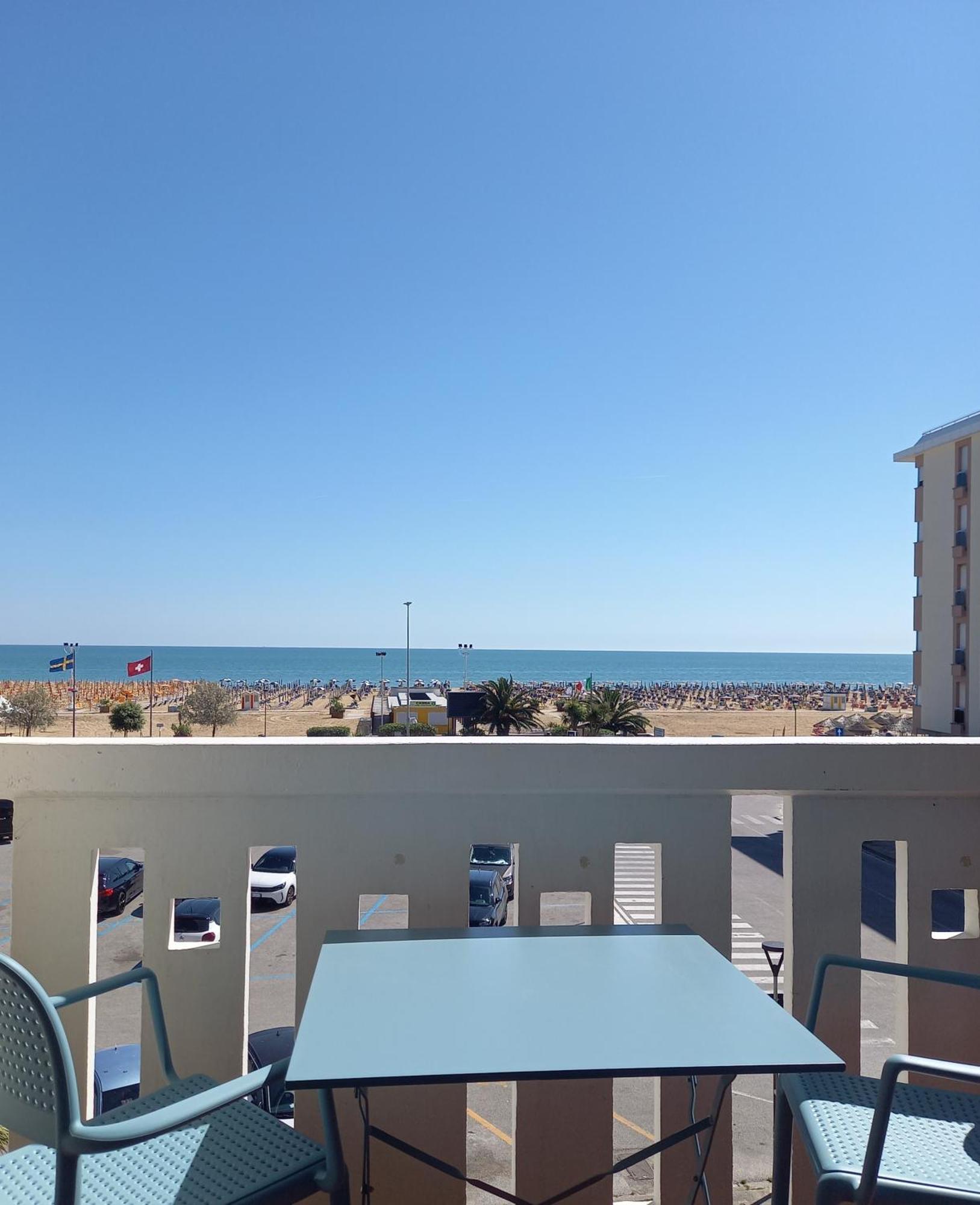 Giulio'S Apartment Bibione Exterior foto